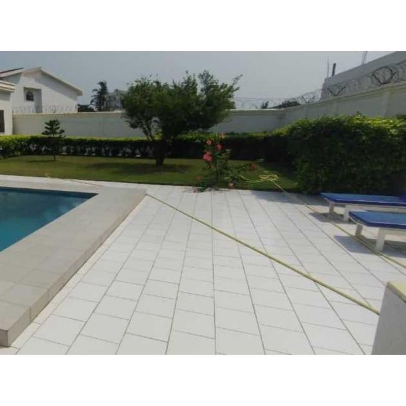 Maison Avec Piscine In Baguida